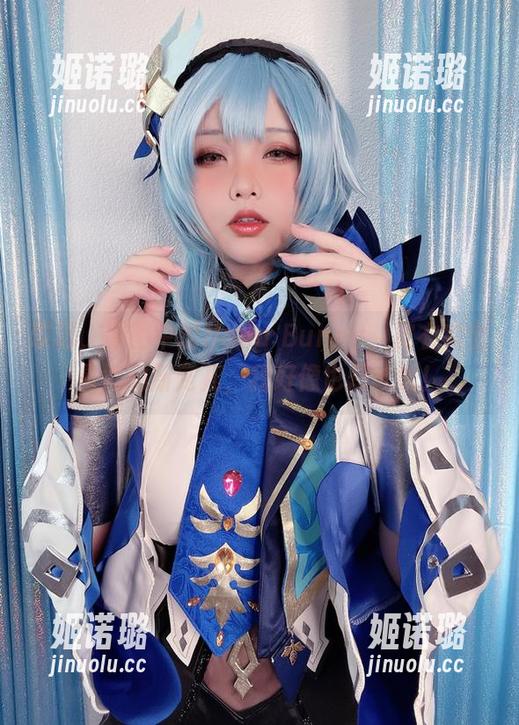 哎呀，原图中的Hana Bunny，皮衣完全是她的新宠儿，我好像也想试试！